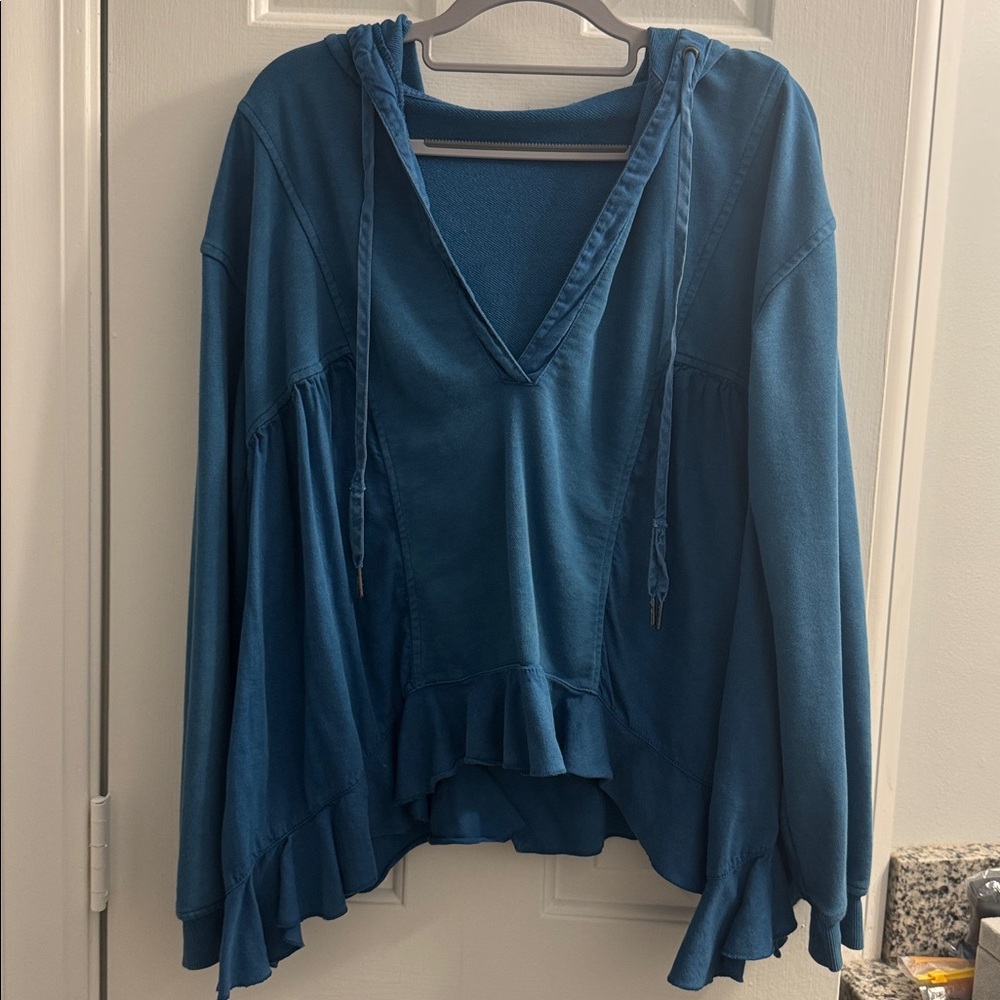 Daily practice by Anthropologie Blue Ruffled V-Neck Hoodie